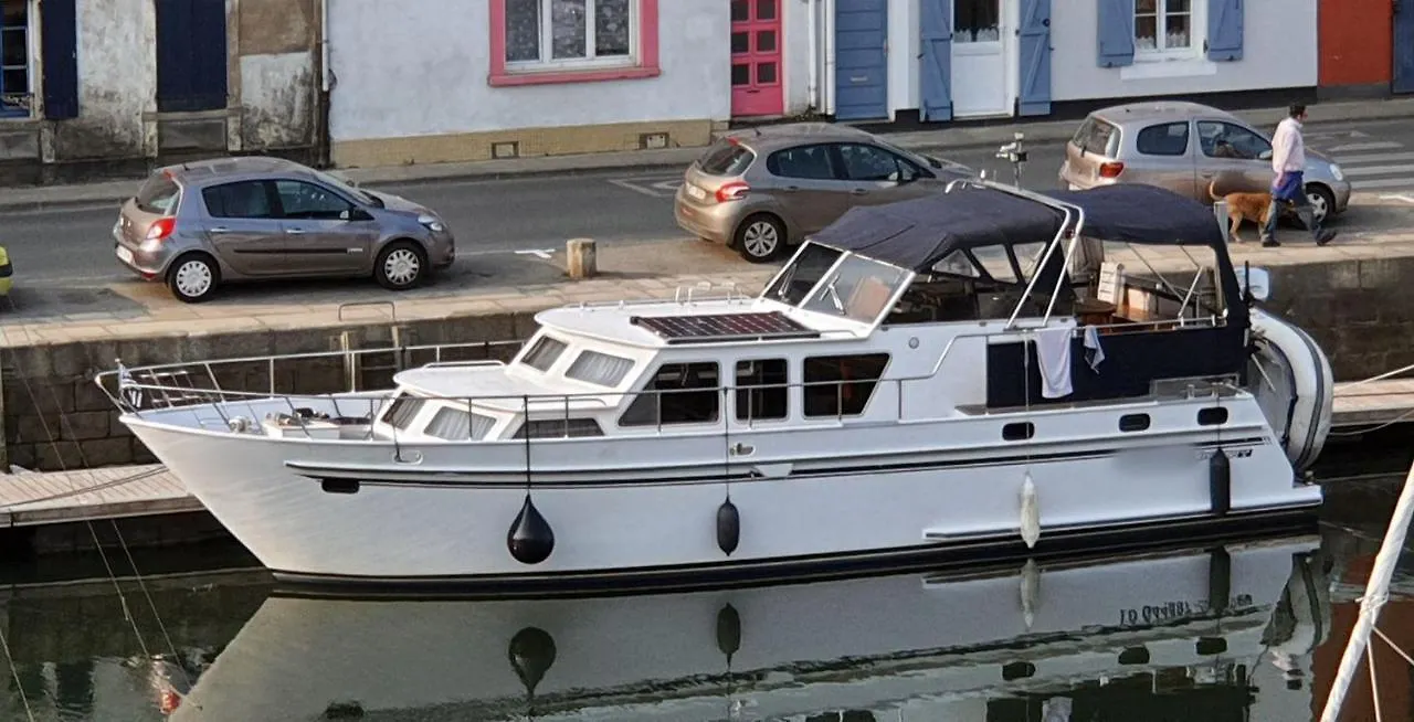 Vedette Hollandaise De 13 M Pour Sejour Insolite Hotell Nivillac 0*,